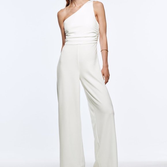 ZARA WOMAN NWT  WHITE ASYMMETRIC JUMPSUIT Small  7901/418 - Picture 1 of 6